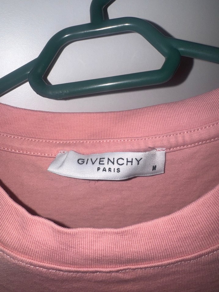 Gıvenchy pembe tişört - Görsel 2