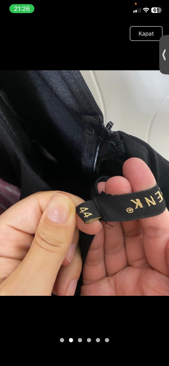 Siyah Uzun V Yaka Kolsuz Kadın Elbise - Görsel 2