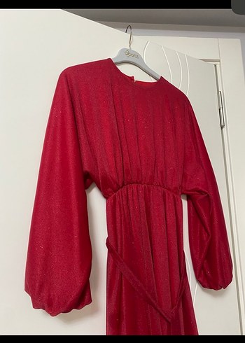 Kırmızı simli abiye - Görsel 6