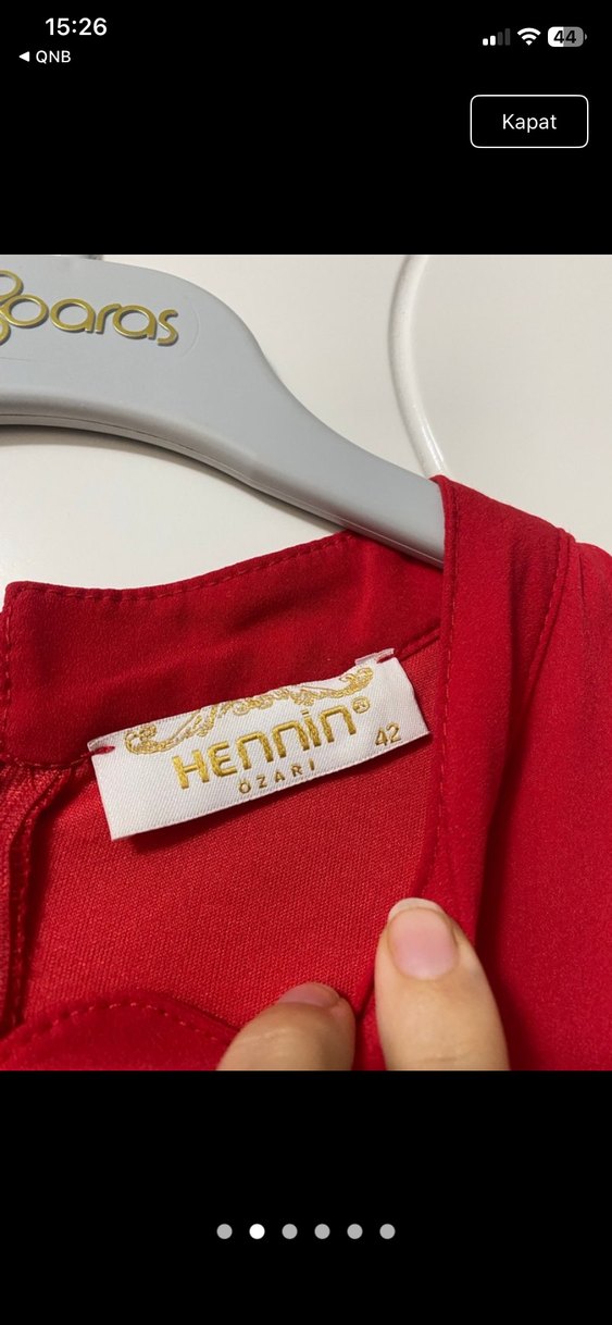 Kırmızı Uzun tesettür elbise - Görsel 2