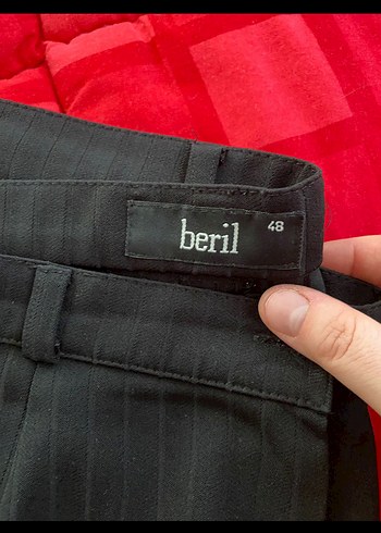 48 Beden Kadın Siyah Pilili Kumaş Pantolon