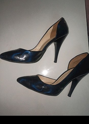 Derimod Kadın Klasik Siyah Stiletto Topuklu Ayakkabı