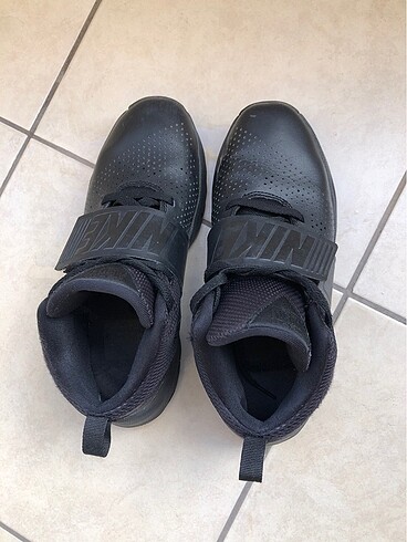40 Beden Nike spor ayakkabi