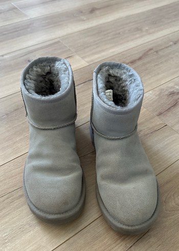 Orjınal Ugg Gri Süet Kadın Dolgu Topuklu Bot