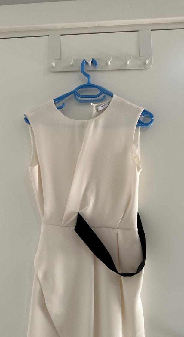 Kemer Detaylı Beyaz Mini Elbise - Görsel 2