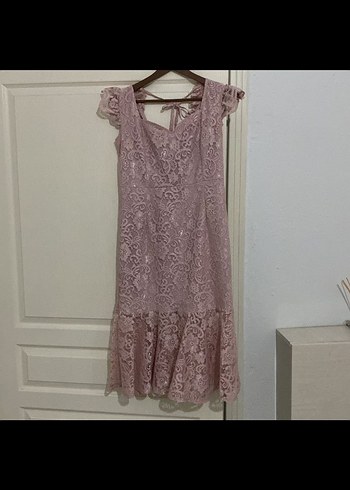 Dantel Detaylı Pembe Vintage Abiye Elbise
