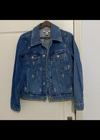 Nakışlı Düğmeli Mavi Denim Ceket
