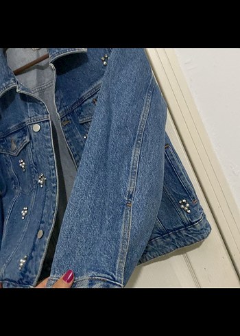 H&M Nakışlı Düğmeli Mavi Denim Ceket