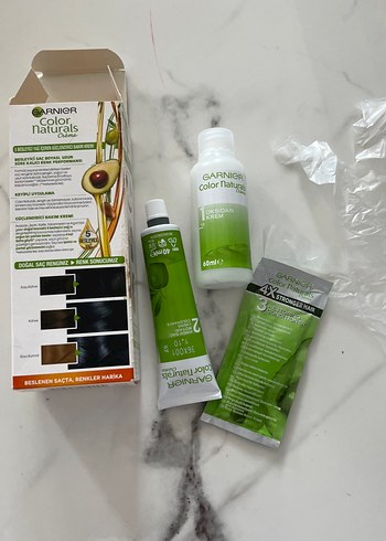 Garnier Color Naturals Saç Boyası 1.10 Doğal Siyah - Görsel 4