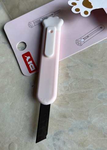 Pembe Kedi Pençesi Tasarımlı Maket Bıçağı - Görsel 4