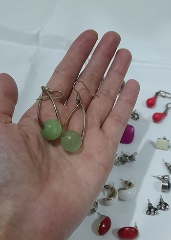  Beden çeşitli Renk 14 cift küpe ŞOK FİYAT