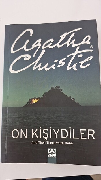 On Kişiydiler- Agatha Christie
