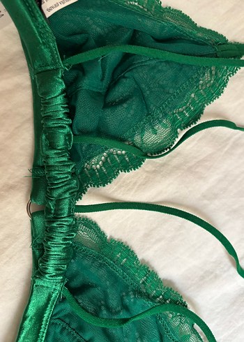 m Beden Stradivarius bralet
