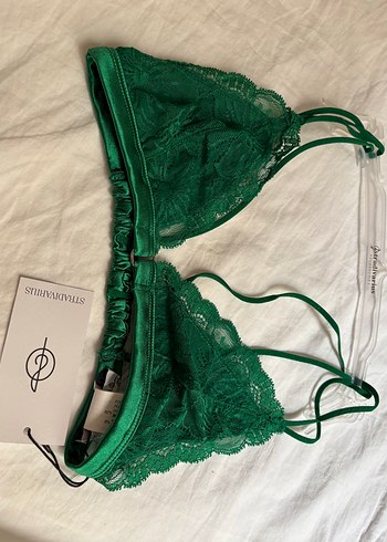 Stradivarius bralet