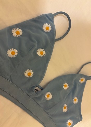 s Beden Stradivarius bralet