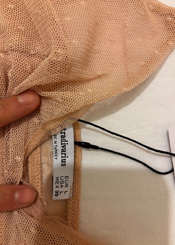 l Beden Stradivarius üst