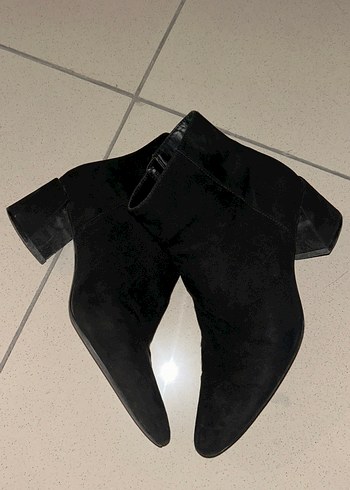 Mango Siyah Süet Topuklu Kadın Bot - Görsel 2