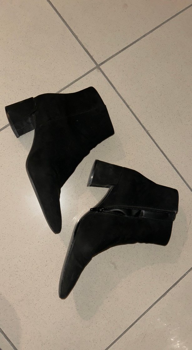 Mango Siyah Süet Topuklu Kadın Bot - Görsel 3