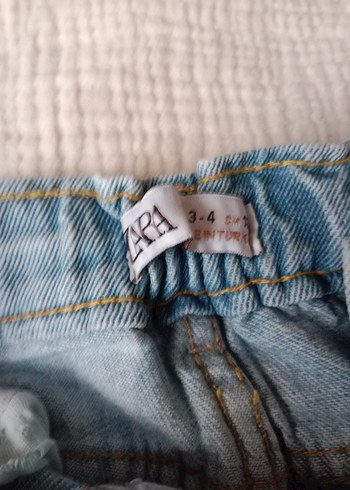 4 Yaş Beden Nakışlı Gri Kız Kot Pantolon