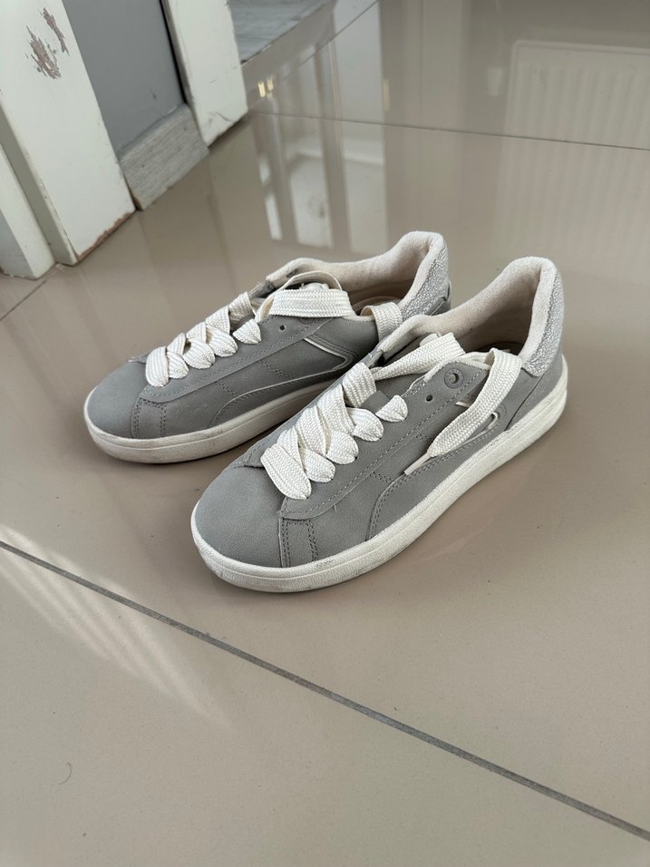 Stradivarius spor ayakkabı kadın - Görsel 2