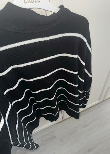 Çizgili Siyah Kadın Boğazlı Triko Kazak - Görsel 3