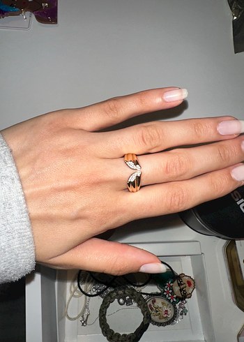 Bej Dantel Detaylı Minimalist Kadın Yüzük - Görsel 2