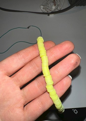 Sarı Boncuklu Midi Kolye - Görsel 2