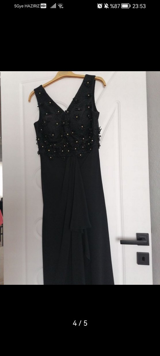 Siyah Uzun V Yaka Abiye Elbise - Görsel 4