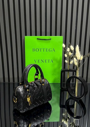 Bottega Veneta Siyah Deri Kadın Çanta