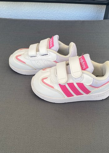 23 Beden Kız Çocuk Pembe Adidas Spor Ayakkabı