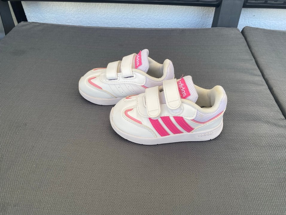 Kız Çocuk Pembe Adidas Spor Ayakkabı - Görsel 2