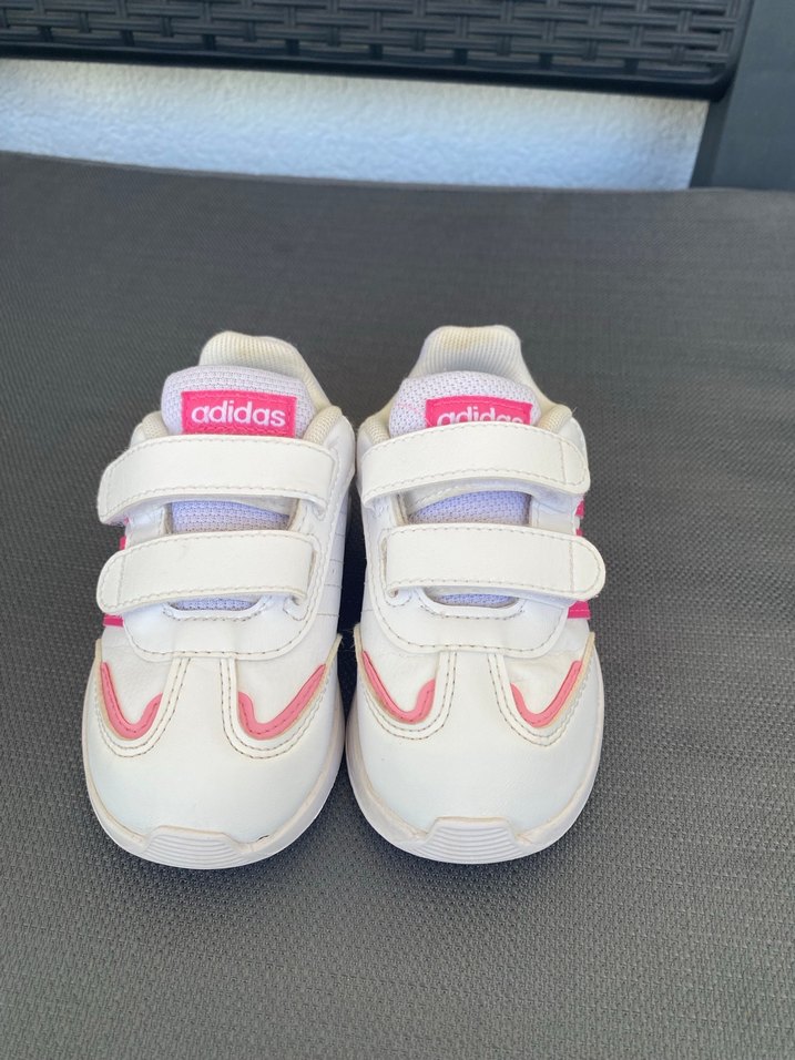 Kız Çocuk Pembe Adidas Spor Ayakkabı - Görsel 3