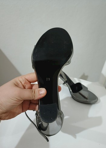 Gri Metalik Platform Topuklu Kadın Ayakkabı - Görsel 3