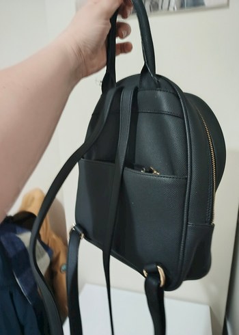 Kadın Siyah Deri Sırt Çantası - Görsel 2