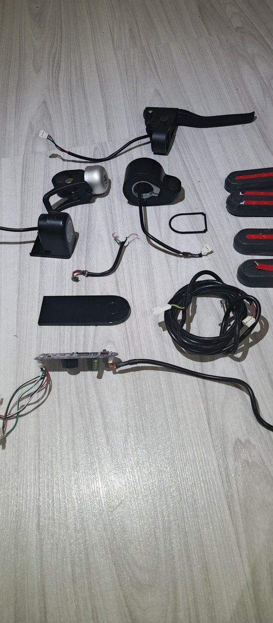 elektrikli scooter gösterge ekranı kaskolu bütün parçaları - Görsel 2