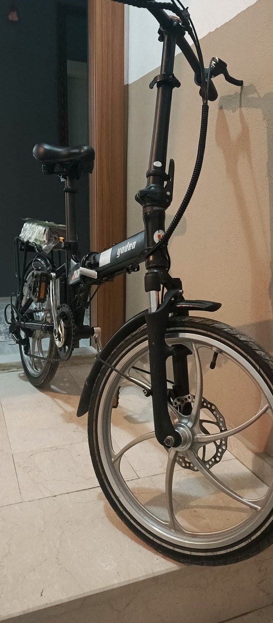 Siyah Yadea Katlanır Bisiklet elektrikli - Görsel 2
