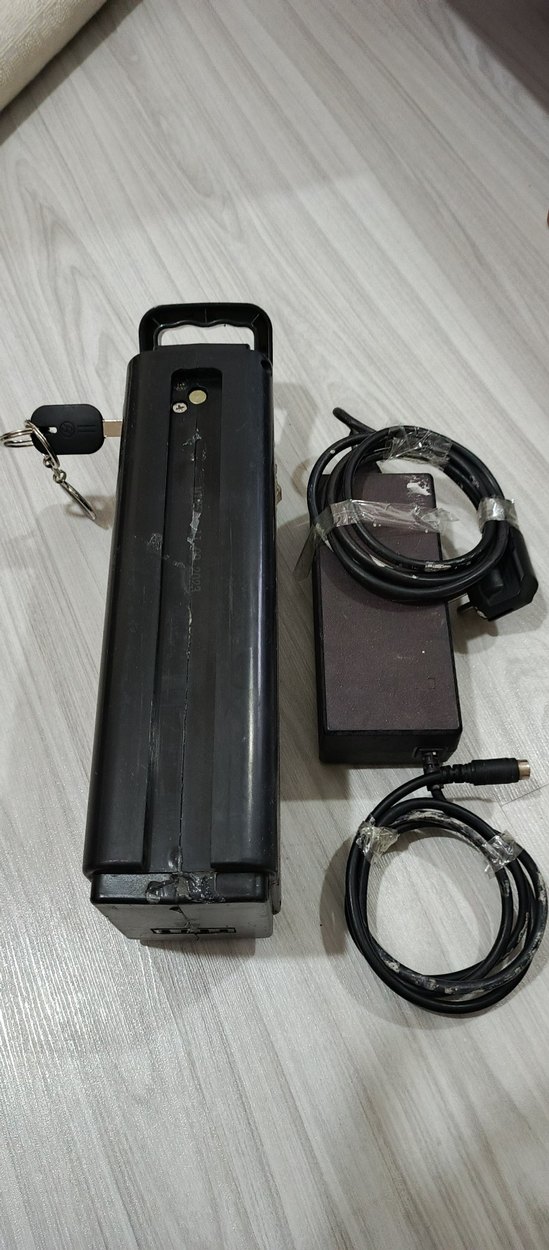 Skyjet Siyah Şarj Cihazı ve Batarya - Görsel 2