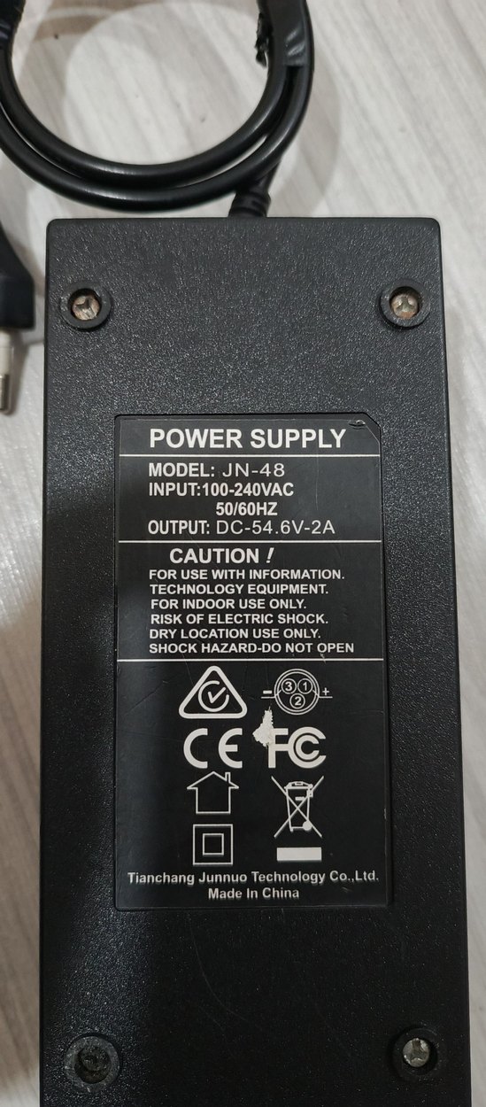 Siyah Diğer Şarj Cihazı - Görsel 4