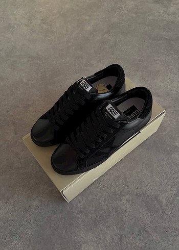 Golden Goose Deluxe 45