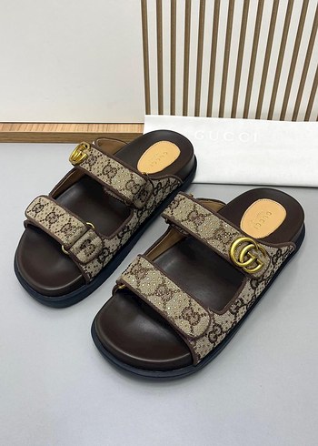 Beyaz Tokalı Platform Topuklu Kadın Terlik - Görsel 2