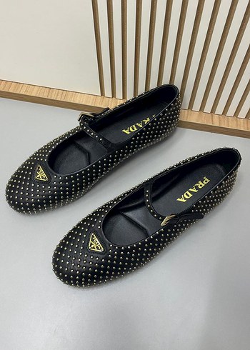 Prada Siyah Puantiyeli Tokalı Kadın Babet - Görsel 2