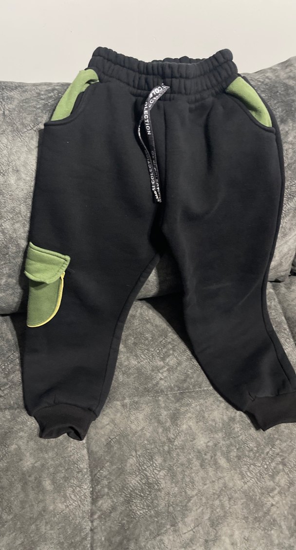 Erkek Çocuk Siyah Rahat Kesim Eşofman Altı - Görsel 2