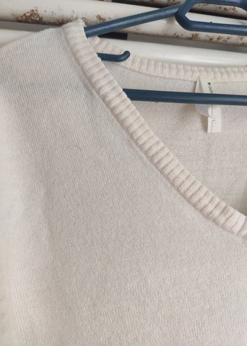 ekru V Yaka Kadın Pamuklu Kazak - Görsel 3