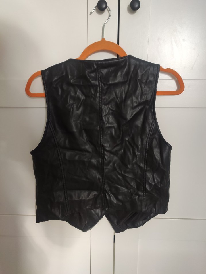 Düğmeli Siyah Deri Kadın Yelek - Görsel 3