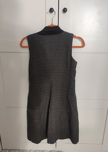 Gri Desenli Kolsuz Vintage Elbise - Görsel 2