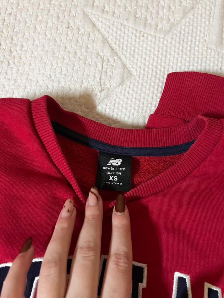 New Balance Bordo Kadın Sweatshirt - Görsel 3