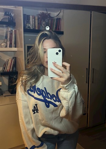 Beyaz Baskılı Oversize Sweatshirt - Görsel 7