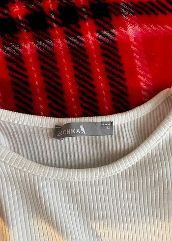 Beyaz İnce Crop Top - Görsel 4