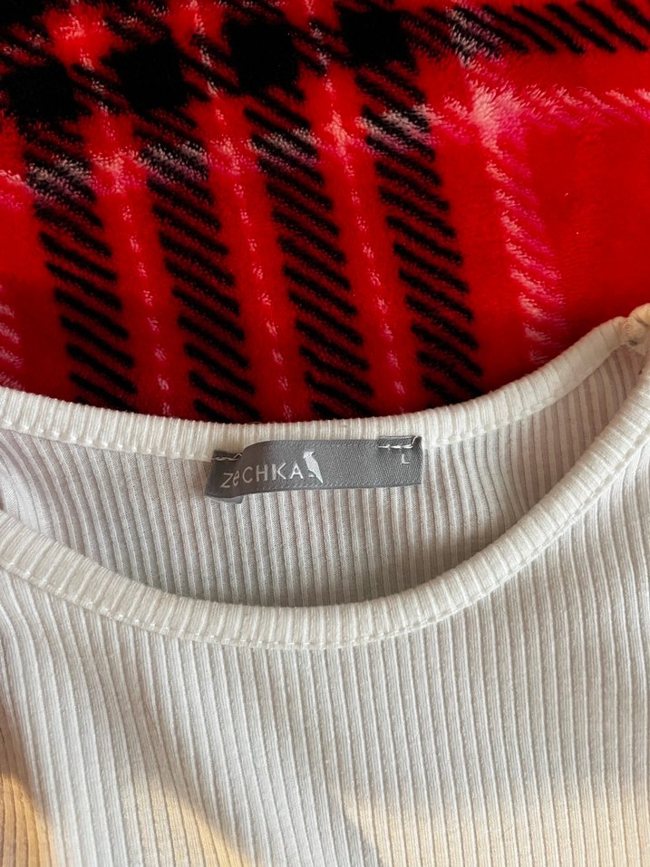 Beyaz İnce Crop Top - Görsel 4