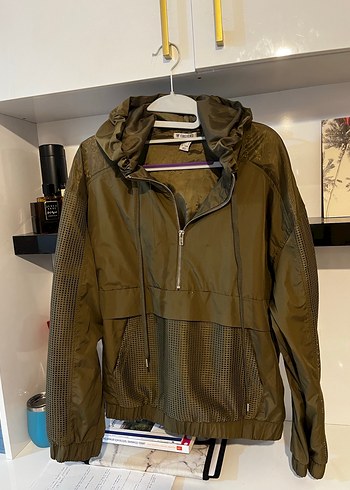 Haki renkte yağmurluk - Görsel 4